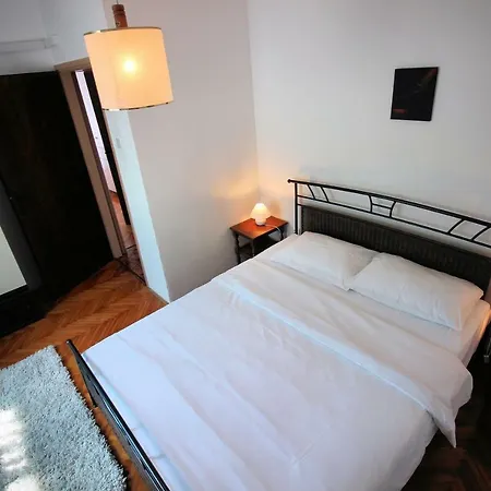 Apartment Francika *